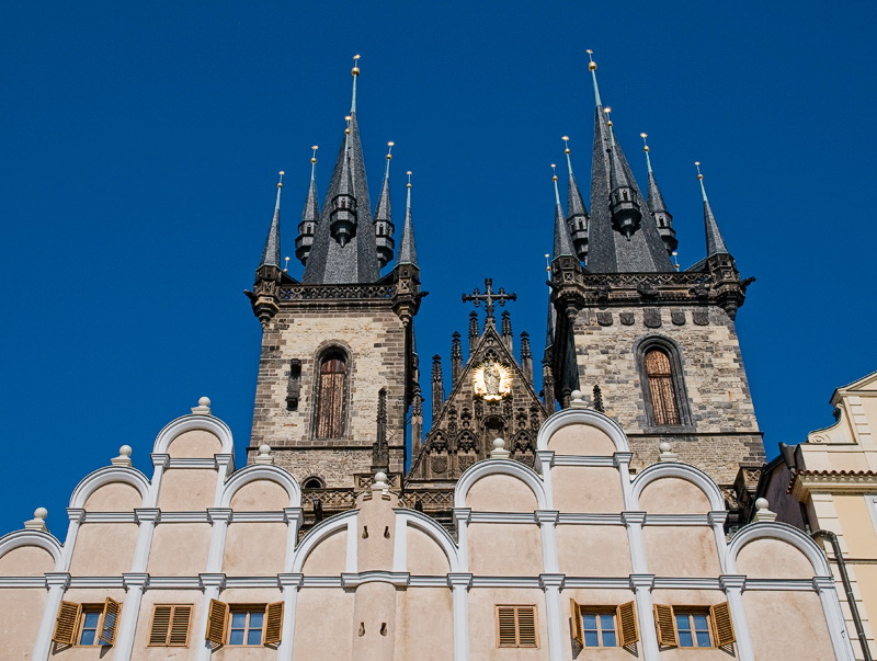 haus-prag-D35_3684-als-Smart-Objekt-1.jpg