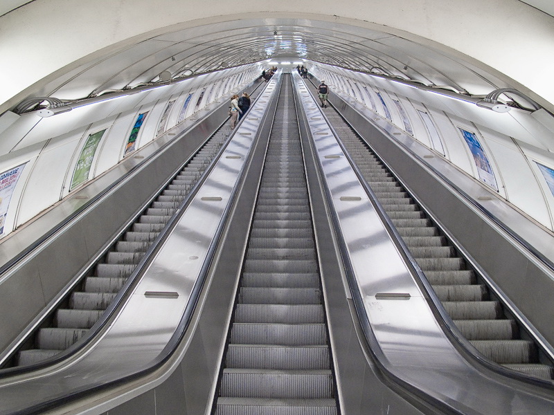 rolltreppe-prag-IMG_0772-als-Smart-Objekt-1.jpg