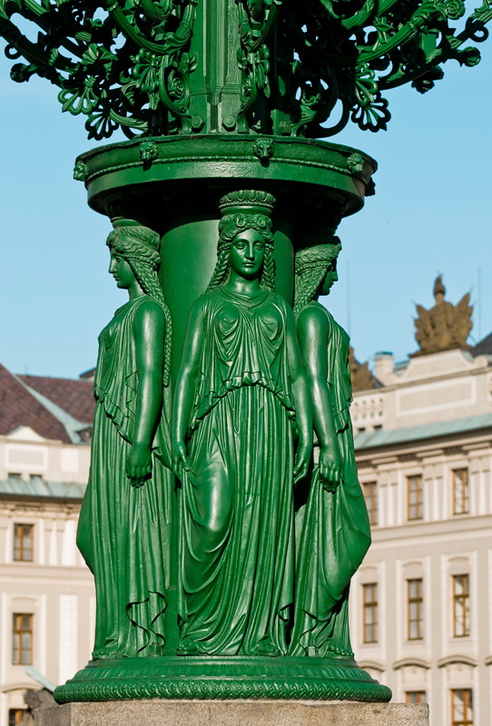 sculptur-prag-D35_3465-als-Smart-Objekt-1.jpg