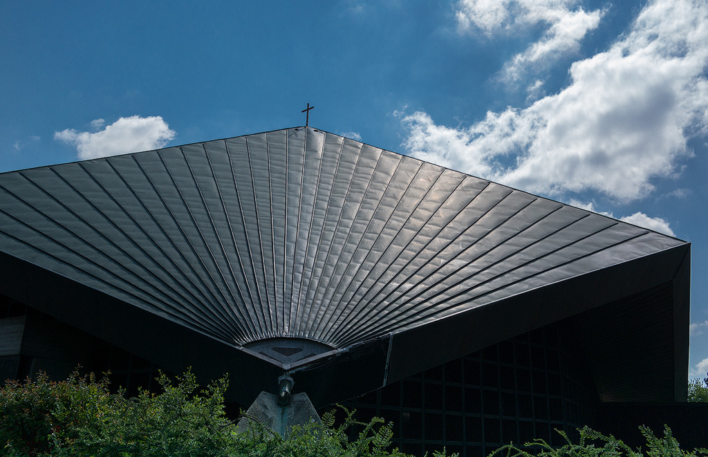 Rhein-04---2017-Rhein-04---201704200030-1-Kopie.jpg - Kirche mal ganz anders