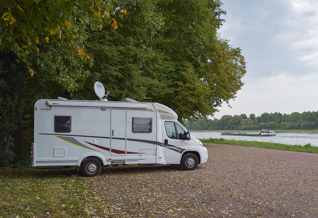 Elsass-09-(280)-1-Kopie.jpg - Schöner Stellplatz direkt am Rhein